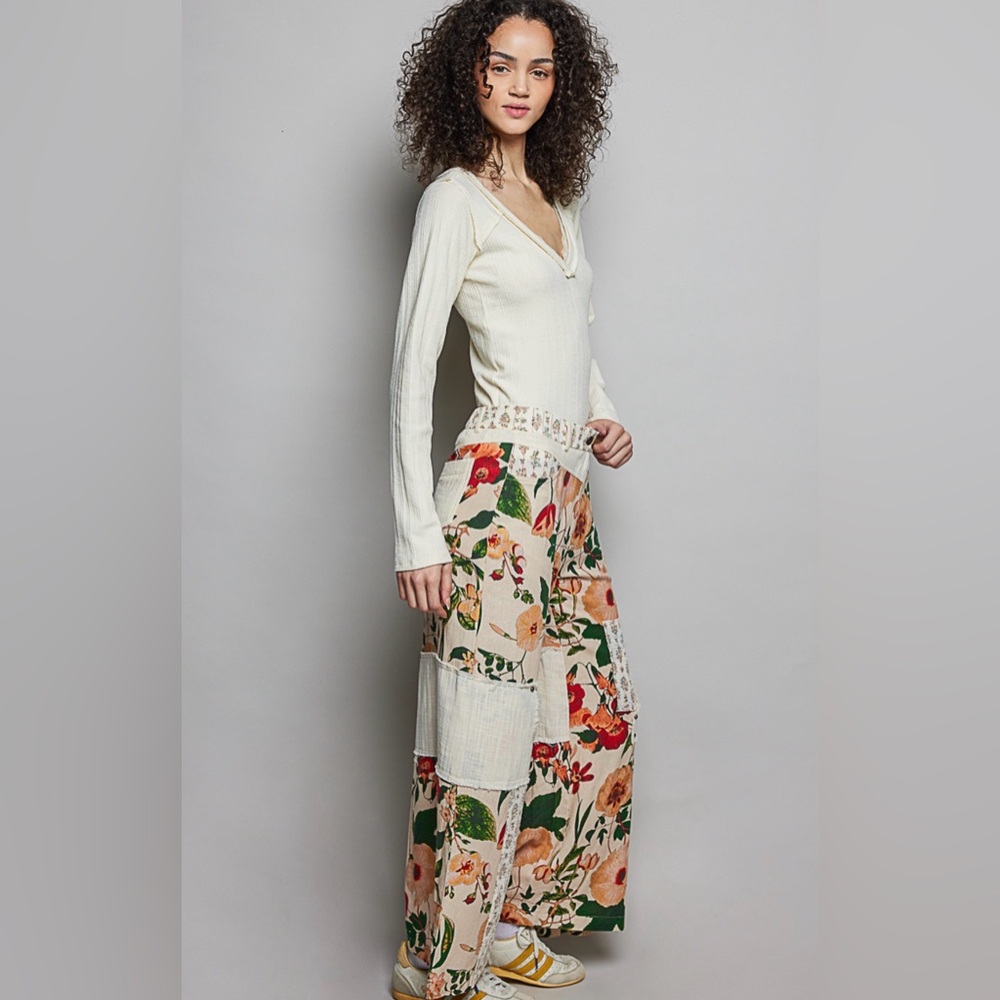 NWT POL Floral Patchwork Wide Leg Boho Pants - S M L - New with Tags - Picture 3 of 6